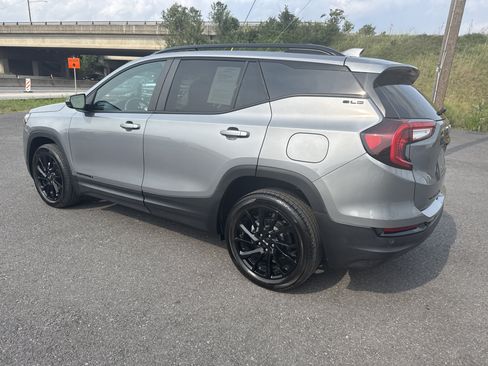 Used 2023 GMC Terrain SLE w/ Driver Convenience Package AWD/4WD image 6