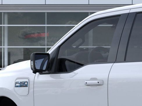 New 2025 Ford F150 Lightning Flash image 20