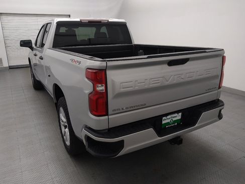 Used 2020 Chevrolet Silverado 1500 Custom w/ Custom Value Package AWD/4WD image 6