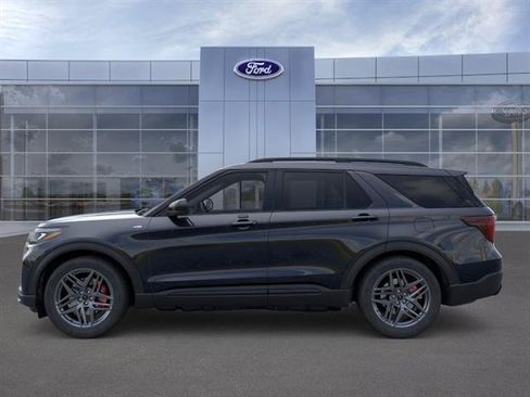 New 2026 Ford Explorer ST-Line w/ ST-Line Street Pack AWD/4WD image 4