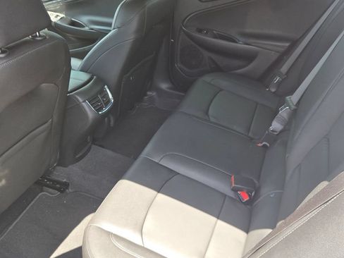 Used 2022 Chevrolet Malibu LT w/ Leather Package FWD image 10