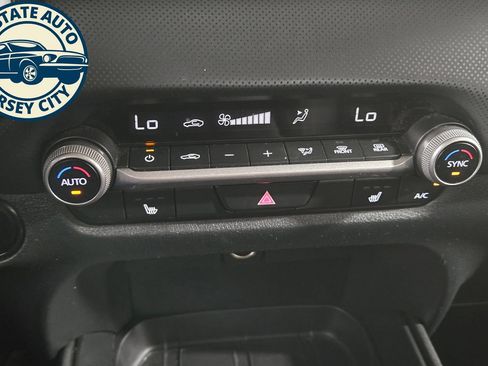 Used 2023 MAZDA CX-50 2.5 S w/ Preferred Plus Pkg AWD/4WD image 16