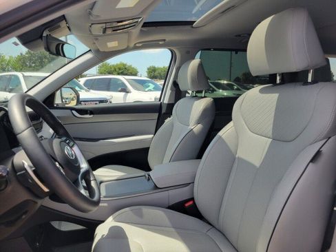 Used 2025 Hyundai Palisade SEL FWD image 11