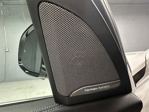 Used 2021 BMW X5 xDrive40i w/ Premium Package image 20