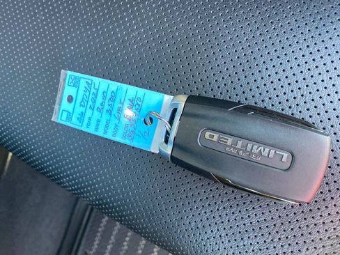 Used 2025 RAM 3500 Limited image 30