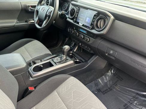 Certified 2021 Toyota Tacoma TRD Sport w/ Technology Package image 18