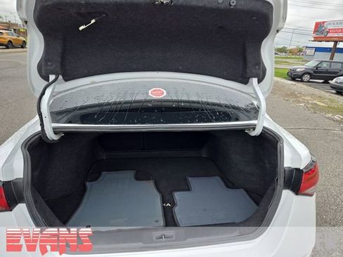 Used 2022 Nissan Sentra SV FWD image 24