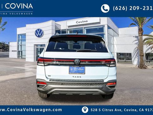 New 2026 Volkswagen Taos SE image 6