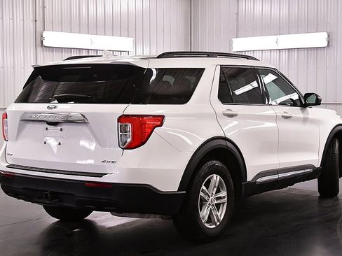 Used 2024 Ford Explorer XLT w/ Class IV Trailer Tow Package image 7