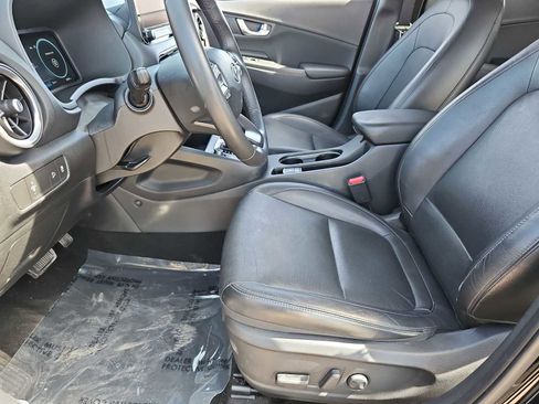 Certified 2023 Hyundai Kona Limited image 16