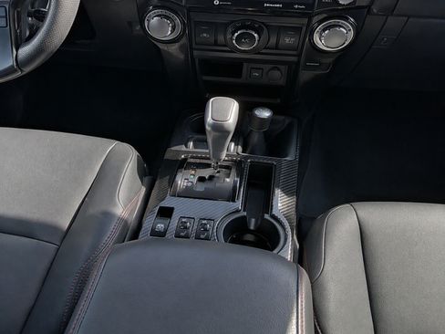Used 2023 Toyota 4Runner TRD Off-Road Premium w/ Moonroof Package AWD/4WD image 15