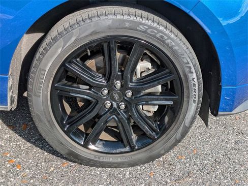 Used 2023 Ford Edge ST-Line image 9