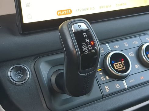 Used 2022 Land Rover Defender 110 X-Dynamic SE image 35