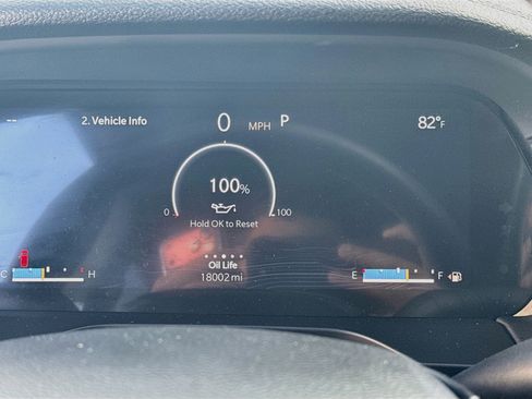 Used 2023 Jeep Grand Cherokee Limited RWD image 11