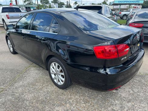 Used 2014 Volkswagen Jetta SE FWD image 2