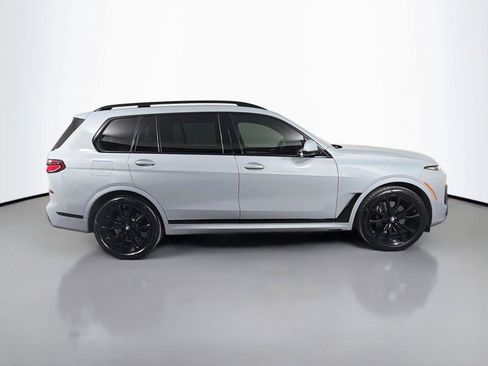 Used 2024 BMW X7 xDrive40i w/ Executive Package AWD/4WD image 4