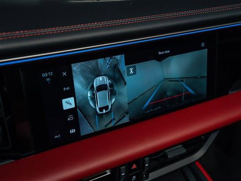 Used 2025 Porsche Macan Electric image 27