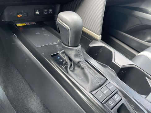 Used 2026 Toyota Camry SE w/ Convenience Package image 37