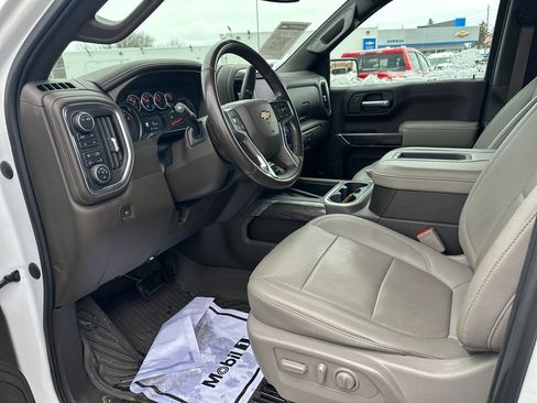 Used 2022 Chevrolet Silverado 1500 LTZ image 12