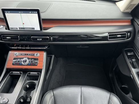 Used 2021 Lincoln Aviator Reserve w/ Elements Package Plus image 20