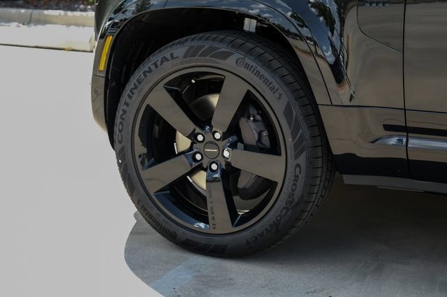 New 2026 Land Rover Defender 110 X-Dynamic SE AWD/4WD image 69