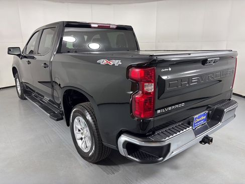 Used 2022 Chevrolet Silverado 1500 LT w/ LPO, Chrome Package AWD/4WD image 7