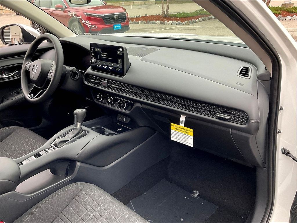 New 2026 Honda HR-V LX image 10