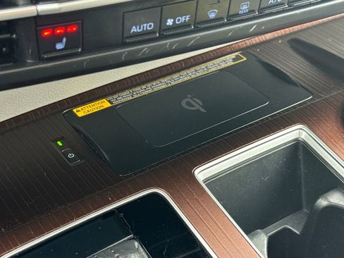 Used 2021 Toyota Sienna XLE w/ XLE Plus Package image 28