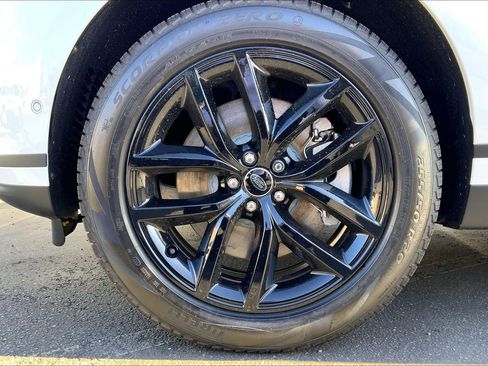 New 2026 Land Rover Range Rover Velar S image 17