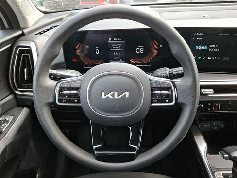 Certified 2025 Kia Sorento LX FWD image 20