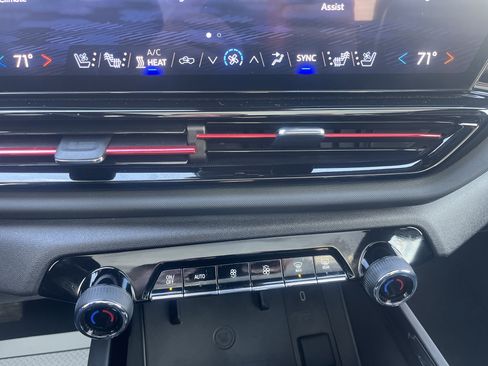 Used 2024 Chevrolet Silverado EV RST image 36