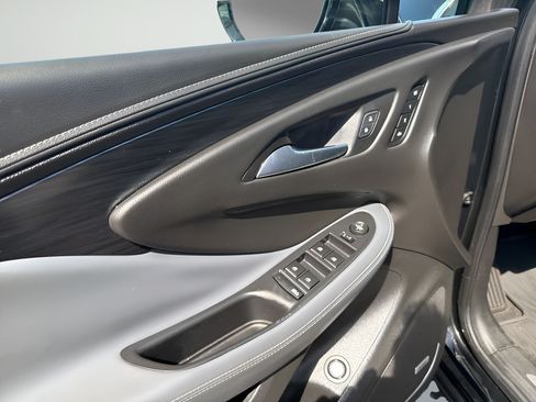 Used 2020 Buick Envision Premium AWD/4WD image 16
