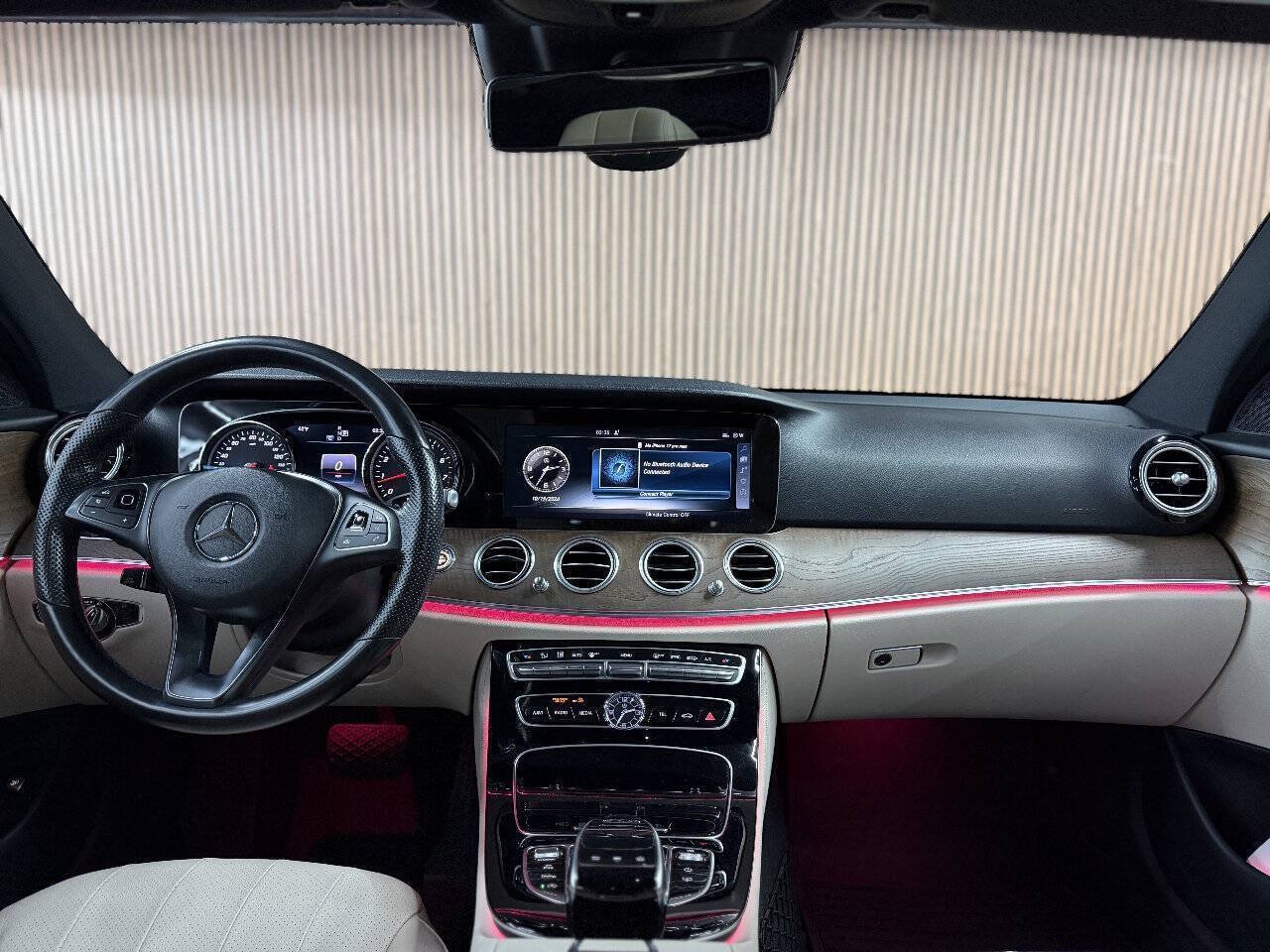 Used 2017 Mercedes-Benz E 300 4MATIC image 7