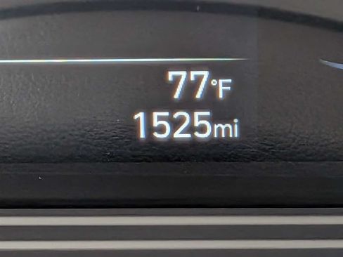 Used 2026 Hyundai Venue SEL FWD image 25