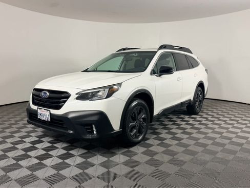 Used 2020 Subaru Outback Onyx Edition XT AWD/4WD image 7