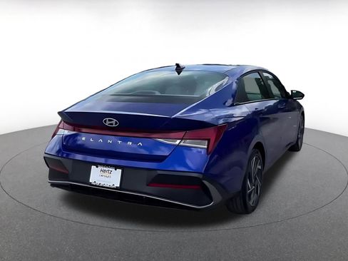Used 2025 Hyundai Elantra SEL image 15