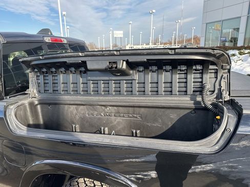 Used 2020 RAM 1500 Laramie image 22