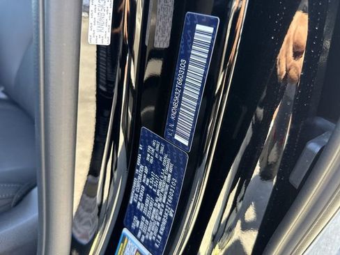 New 2026 Kia Carnival FWD image 36