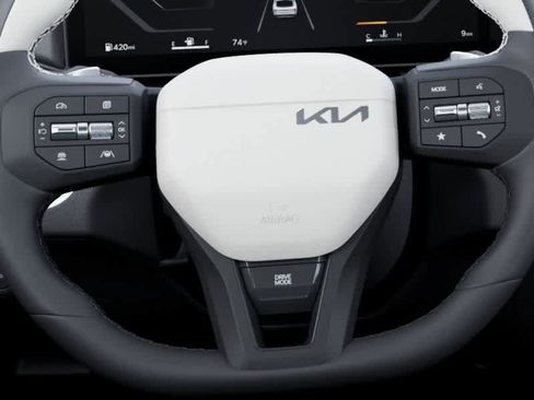 New 2026 Kia K4 GT-Line w/ GT-Line Premium Package FWD image 22