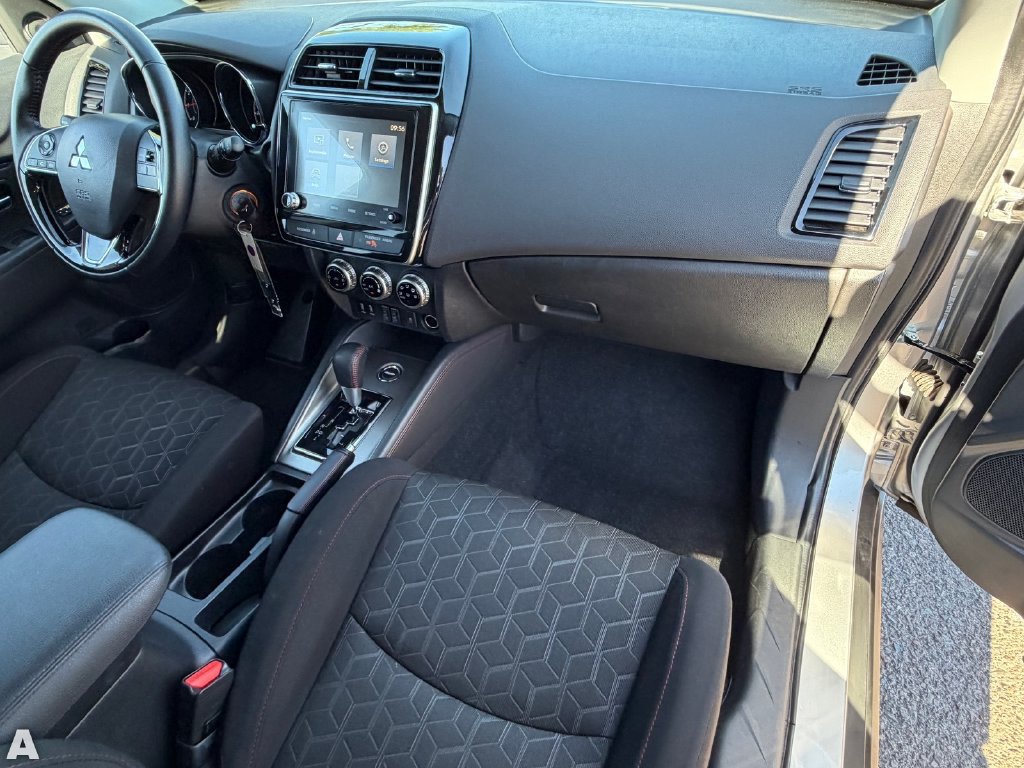 Used 2025 Mitsubishi Outlander Sport ES AWD/4WD image 11