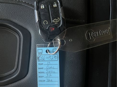 Used 2019 GMC Sierra 1500 SLT image 34