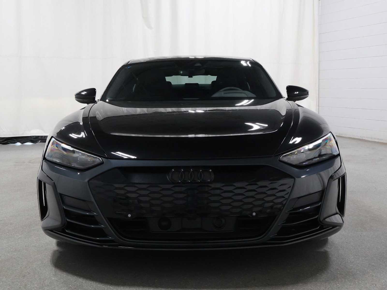 Used 2022 Audi e-tron GT Premium Plus AWD/4WD image 14