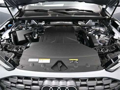New 2025 Audi Q5 Prestige image 15
