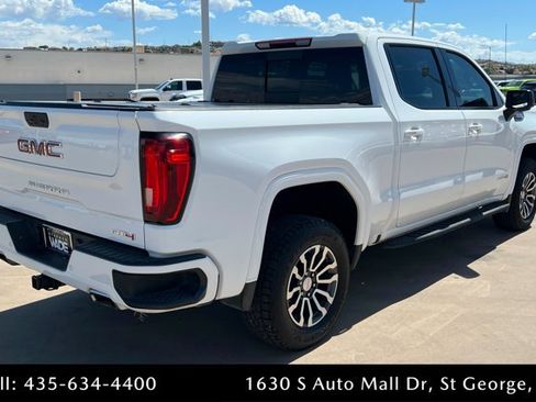Used 2022 GMC Sierra 1500 AT4 w/ AT4 Premium Package AWD/4WD image 5