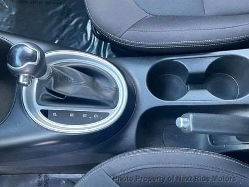 Used 2016 Kia Soul FWD image 29