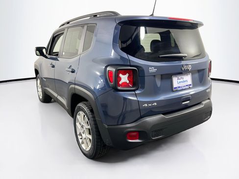 Used 2022 Jeep Renegade Latitude AWD/4WD image 7