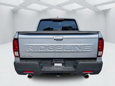 Used 2025 Honda Ridgeline RTL image 4