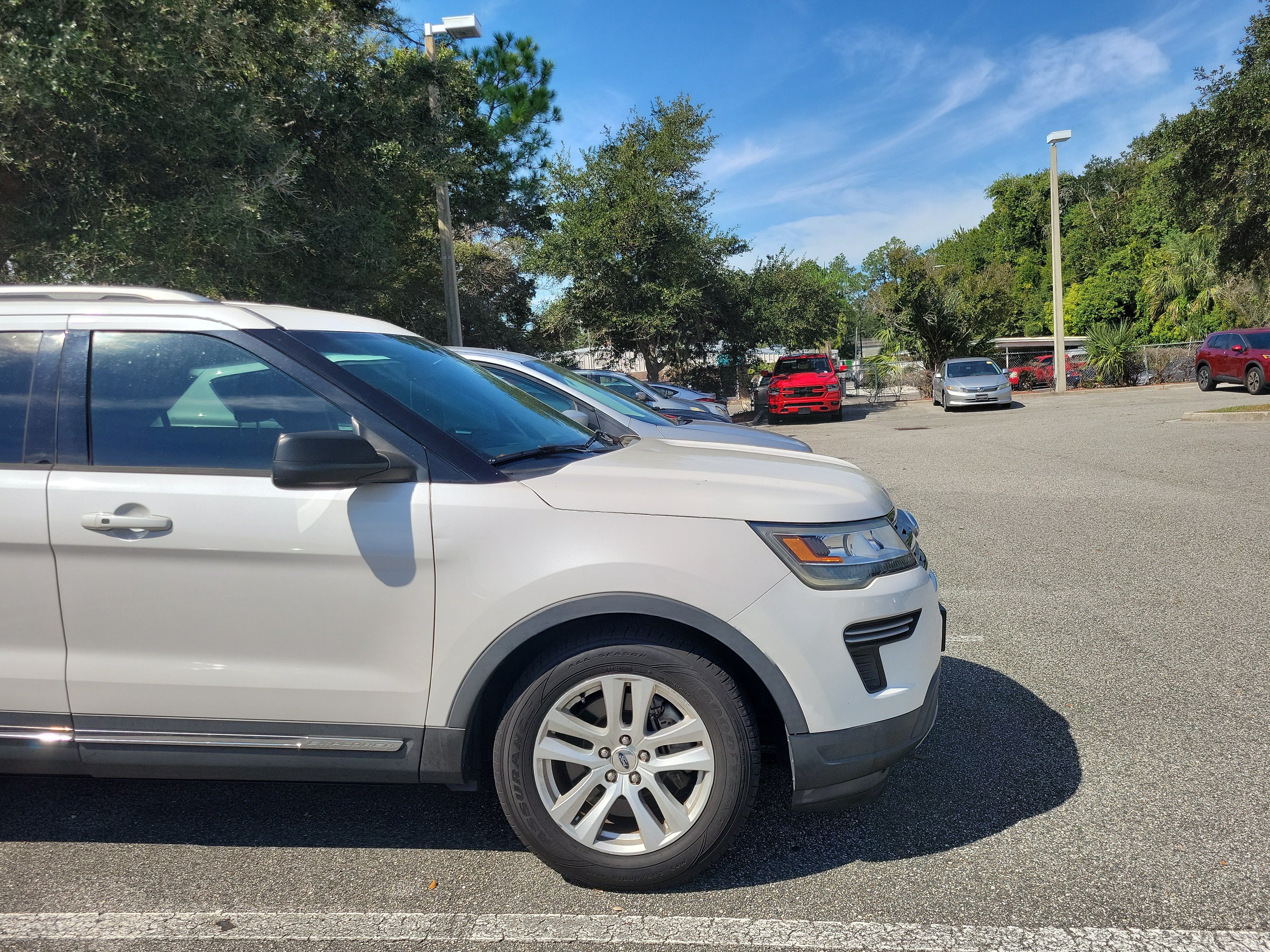 Used 2019 Ford Explorer XLT w/ Class III Trailer Tow Package FWD image 8