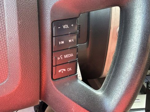 Used 2012 Ford Escape XLT AWD/4WD image 19