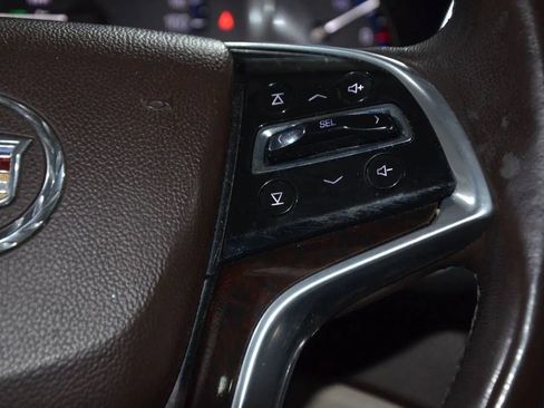 Used 2016 Cadillac SRX Luxury w/ Driver Awareness Package image 16